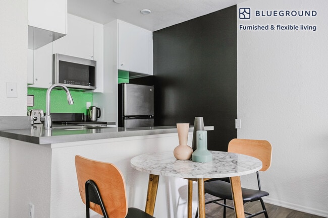 Photo - 3690 Barham Blvd Unit FL3-ID1272