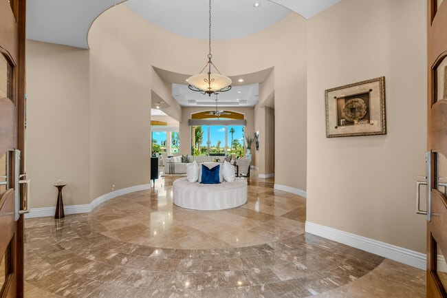 Photo - 49568 Vía Conquistador