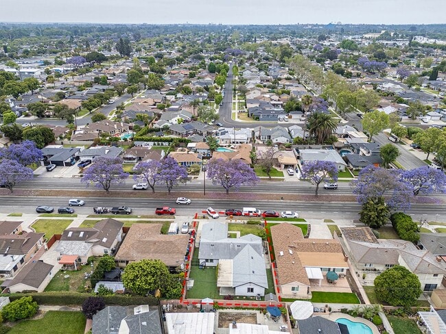 Photo - Beautiful 4 Bedroom Home with Smart Features, Entertainer’s Backyard & Attached Garage