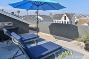 Photo - 947 E Balboa Blvd Townhome