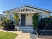 Photo - 2 Bedroom 1 Bath Craftsman House