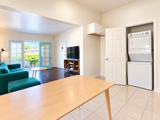 Photo - 3013 Somerset Dr Unit 0