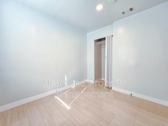 Photo - 572 El Cajon Blvd