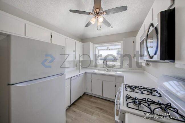 Photo - 409 Utica Avenue