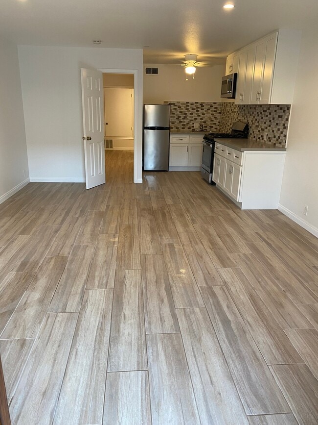 Photo - 17200 Newhope St Unit 27 B