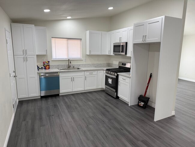 Photo - 7658 Cornel Ct