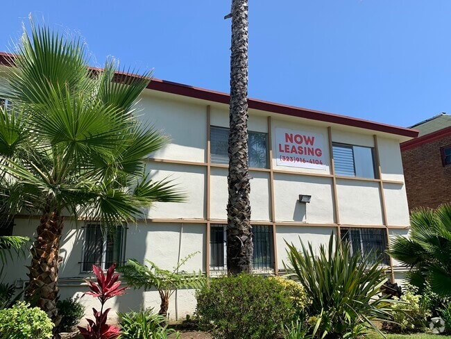 Building Photo - 1330 S Wilton Pl Unit 10 Rental