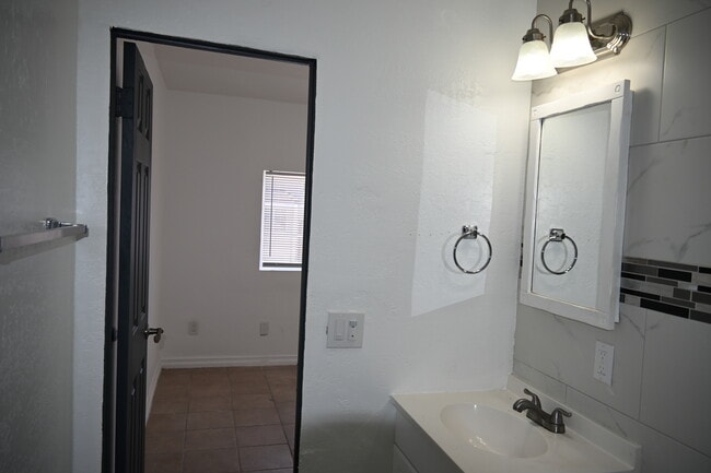 Photo - 15071 La Mesa St