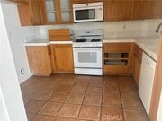 Photo - 473 N Bloomberry