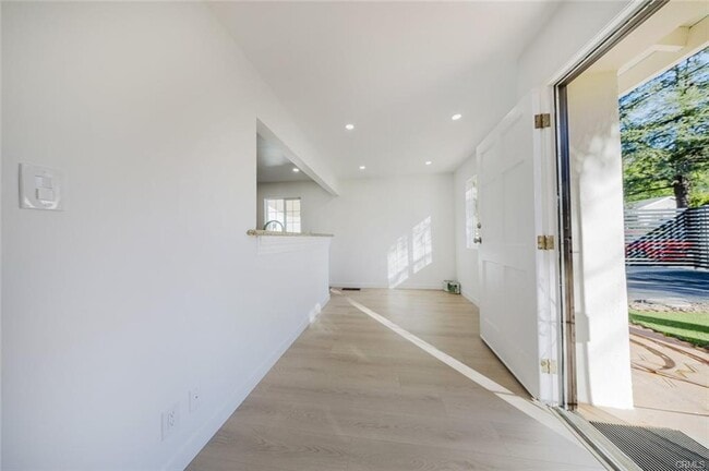 Photo - 10431 Las Lunitas Ave