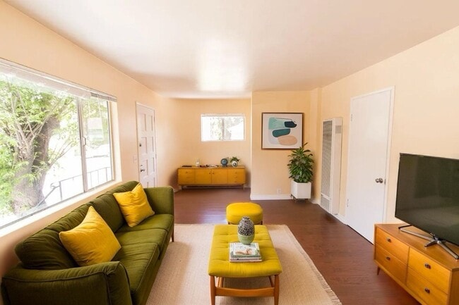 3145-3149 Boundary Street - 3145-3149 Boundary Street Apartment Unit 3145