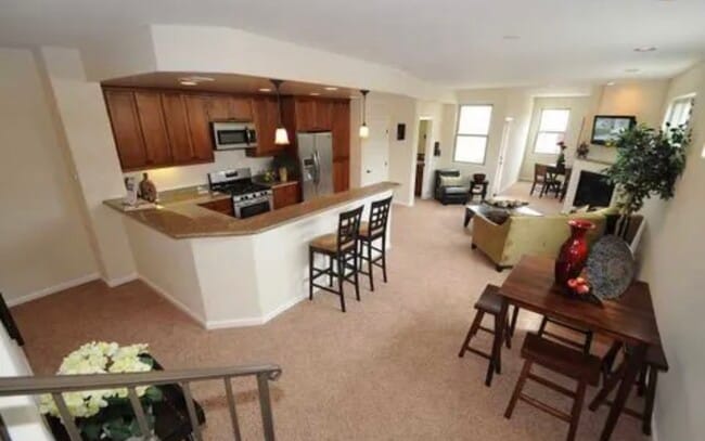 Photo - 1371 Grand Ave