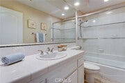 Photo - 2113 Mathews Ave Townhome
