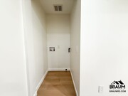Photo - 15634 Leadwell St Apartment Unit 15