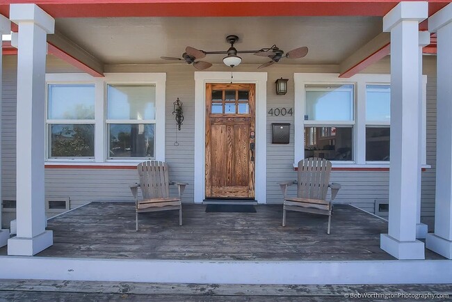 Building Photo - 4004 Arizona St