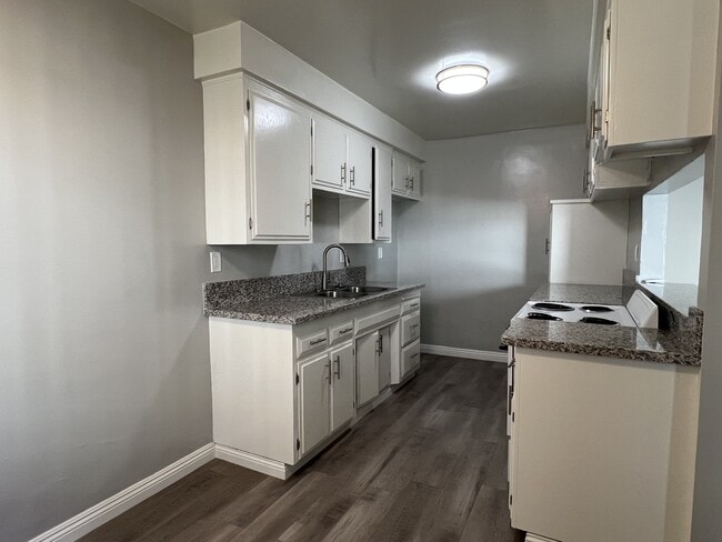 Photo - 8135 Stewart and Gray Rd