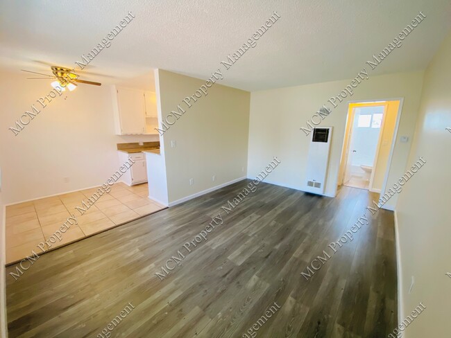 Photo - 1049 N Mariposa Ave Apartments