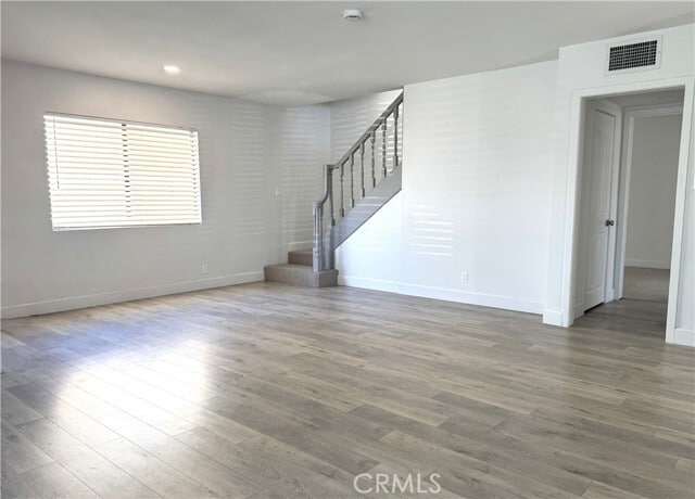 Photo - 4292 Howard Ave