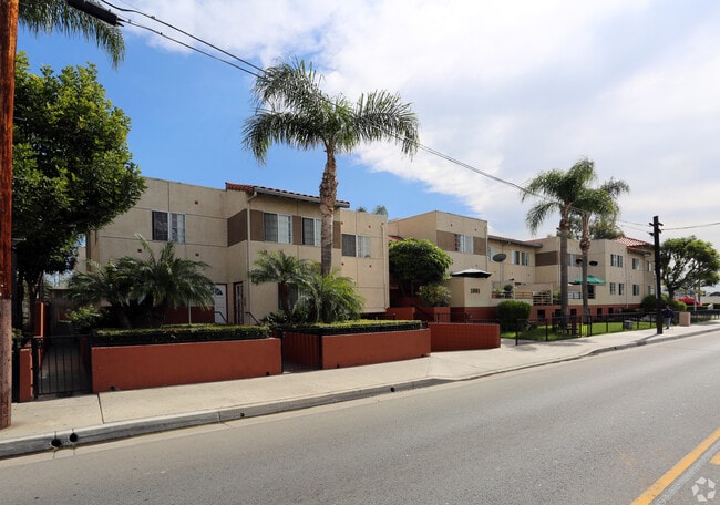 Building Photo - Emerald Terrace Apartments