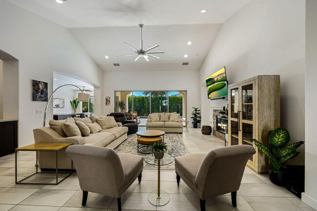 Photo - 81805 Four Seasons Pl