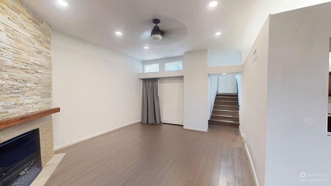 Photo - Beautiful 2-Bed/2-Bath Condo Unit 35