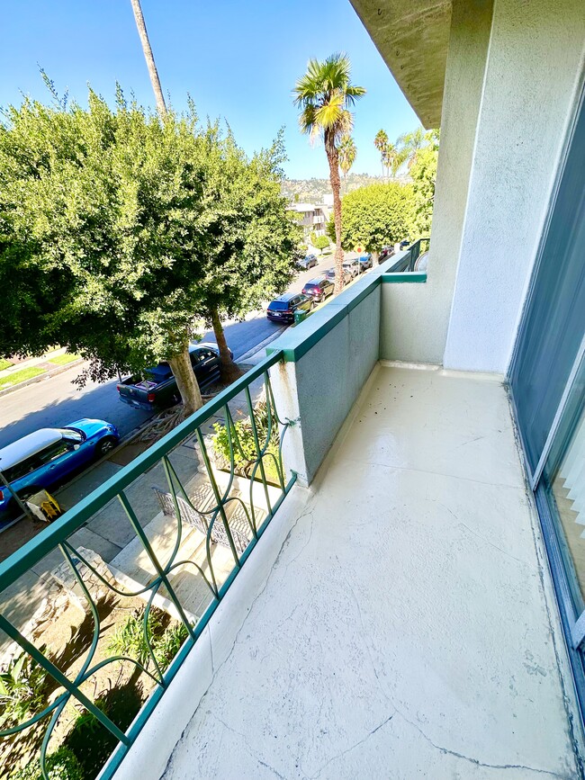 Photo - 440 N Hayworth Ave Unit 202