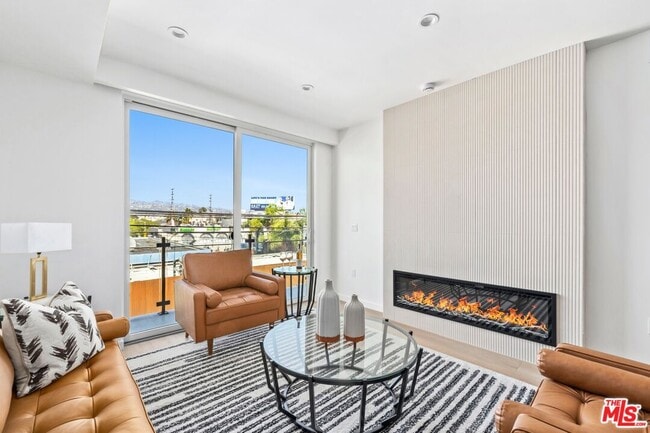 Photo - 1414 S Beverly Dr Unit 302