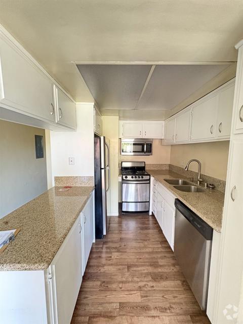 Building Photo - 7555 Linda Vis Unit 31 Rental