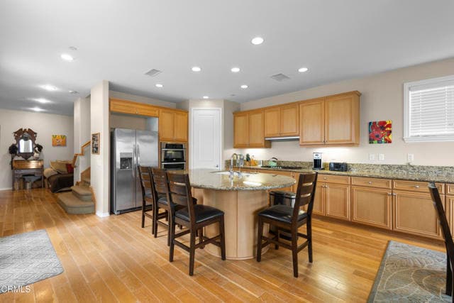 Photo - 1423 Caspian Way