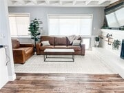 Photo - 650 Juanita St