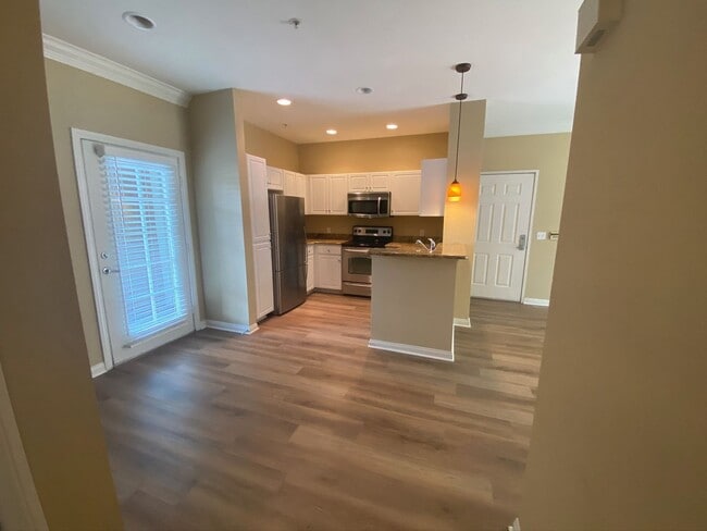 Photo - r0299 Unit 2403