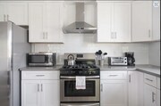 Photo - 10824 Morrison St Unit 10824