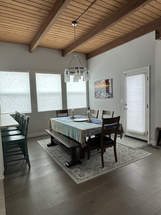 Photo - 5346 Sandpiper Way