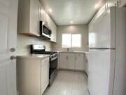 Photo - 1936 1/2 S Rimpau Blvd Unit 1936 1/2