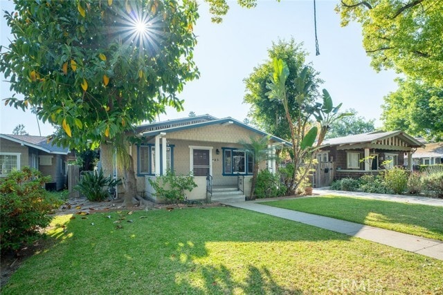 Building Photo - 45 N Meridith Ave