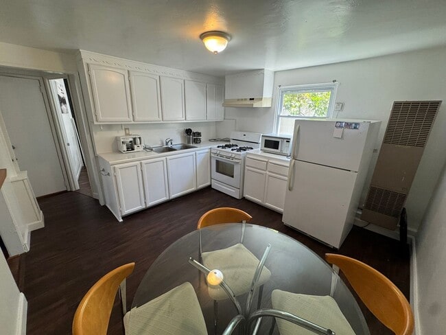 Photo - La Mesa Blvd Unit 2