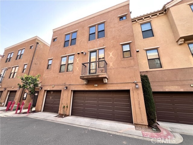 Building Photo - 58 S 5th St Unit F