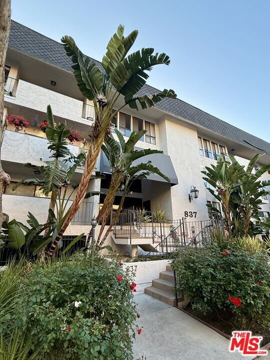 Photo - 837 N W Knoll Dr Condo Unit 104