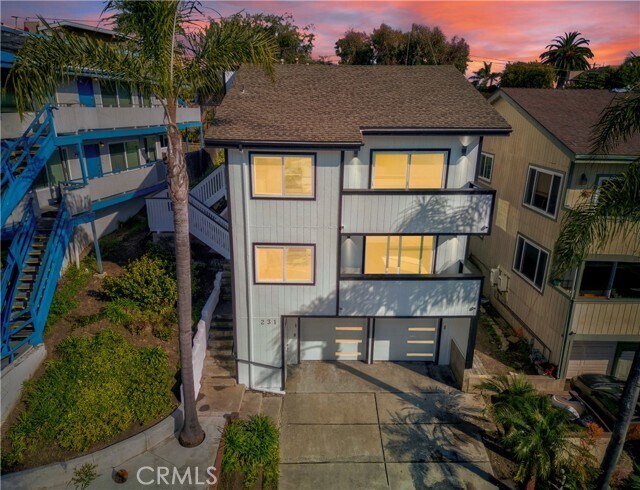 Photo - 231 W Escalones Unit A