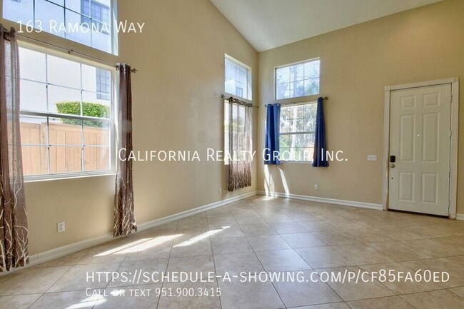 Photo - 163 Ramona Way