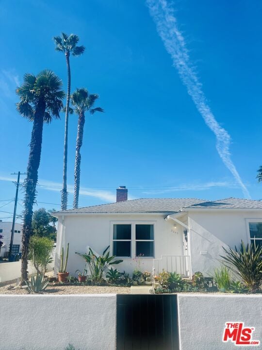 Photo - 2045 Glencoe Ave