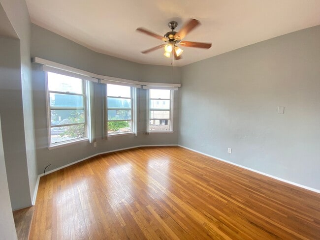 Photo - MUST SEE Bankers Hill Apartment! Spacious Bedroom and Closet! 1 Assigned Parking! 10 Minute Walk ... Unit 2018 B Front St