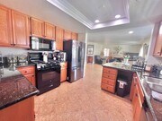 Photo - Spacious 5-Bed, 3-Bath Home in Rialto – Ve...