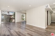 Photo - 1735 N Fuller Ave Unit 324