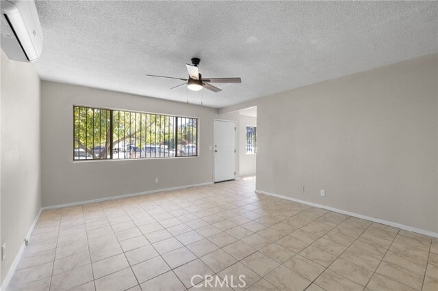 Photo - 207 Flora St
