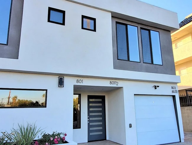 Building Photo - 803 N Kingsley Dr Unit 803