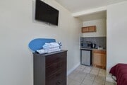 Photo - West Adams Studio Apartments