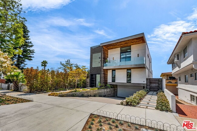 Photo - 703 N Lucia Ave