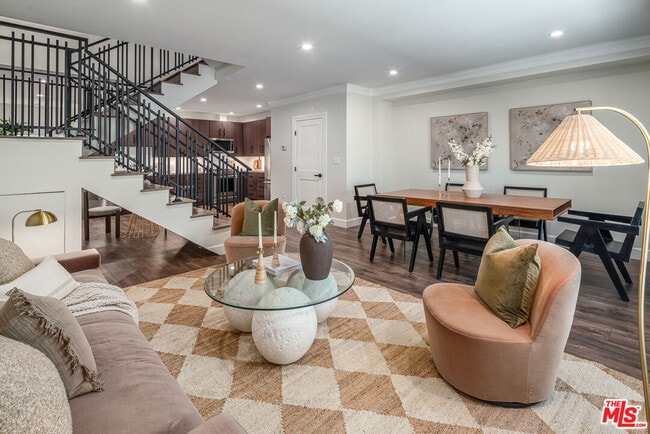 Photo - 1147 Beachwood Dr Unit 4
