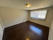 Photo - 5420 Russell Ave